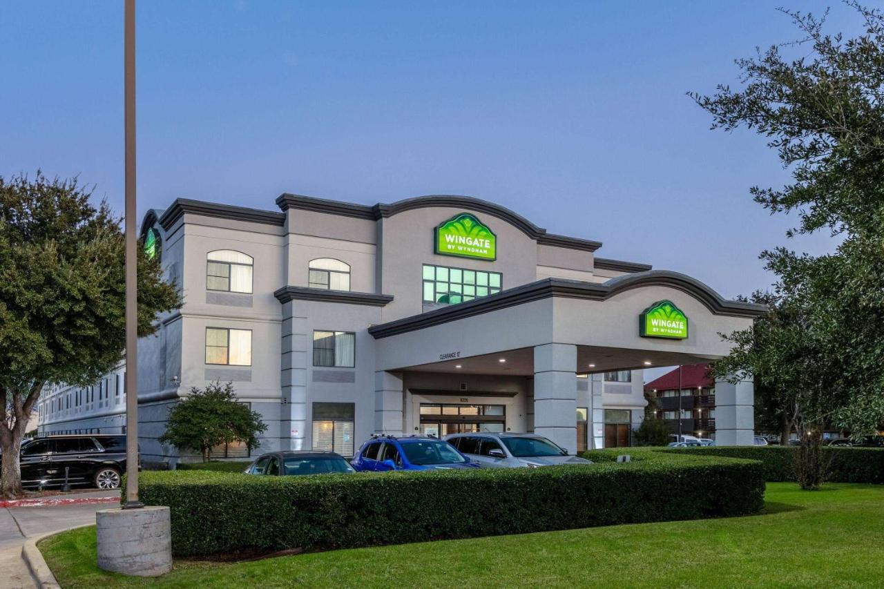 Wingate By Wyndham - Dfw North Hotel Irving Exterior photo