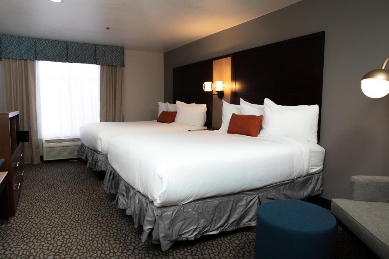 Wingate By Wyndham - Dfw North Hotel Irving Exterior photo